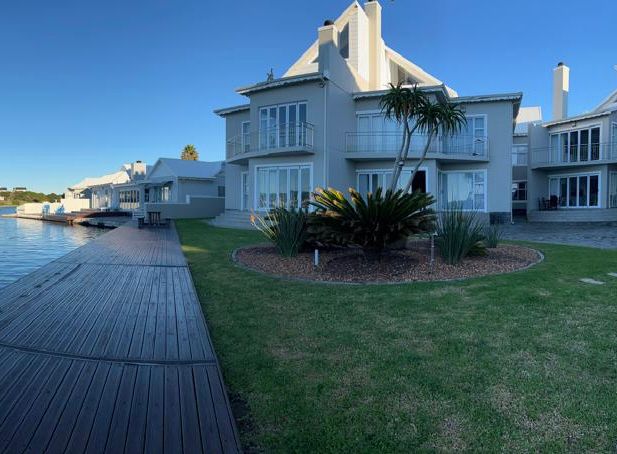 To Let 3 Bedroom Property for Rent in Aston Bay Eastern Cape
